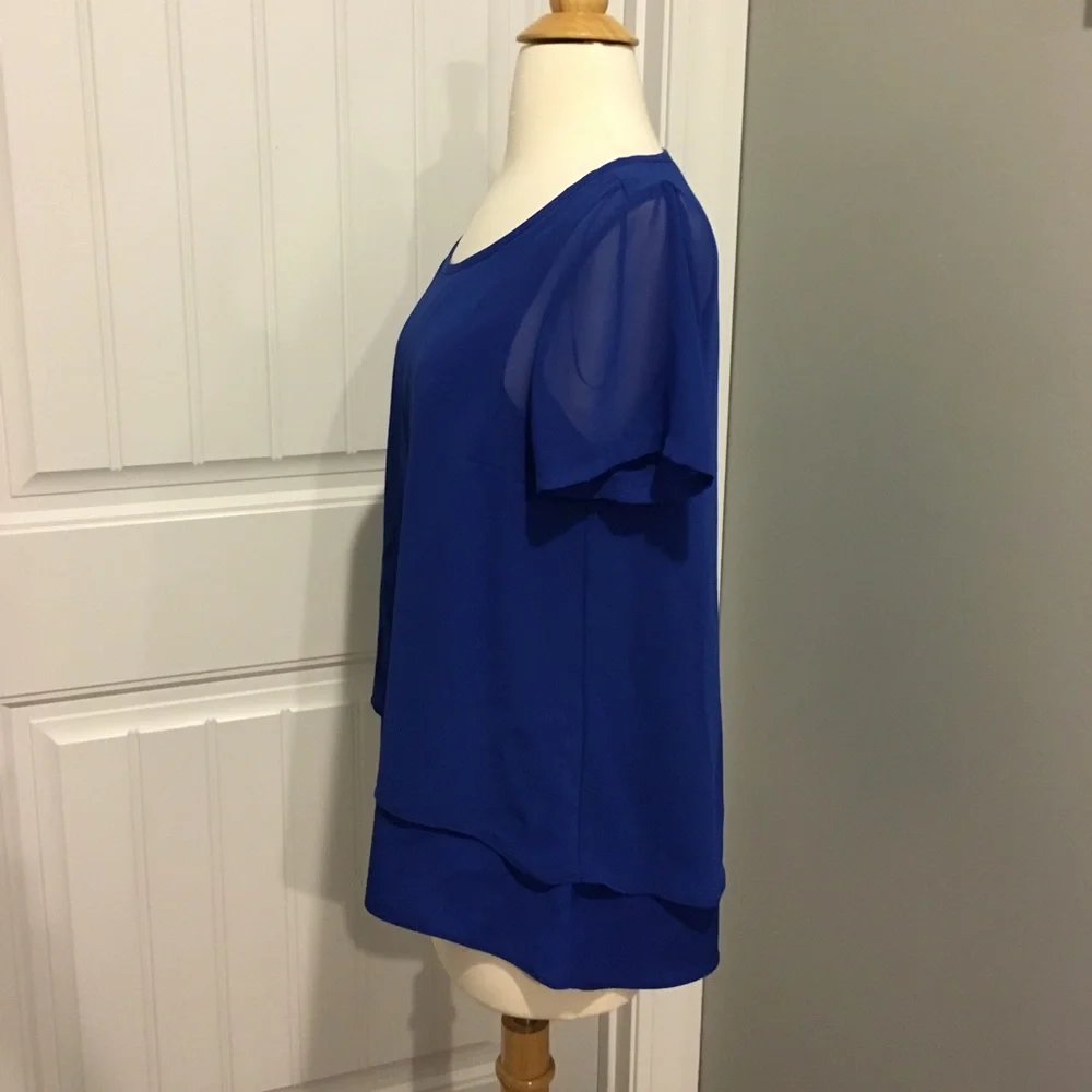 Gorgeous Dana Buchman Women’s Blouse size Small - Picture 3 of 7